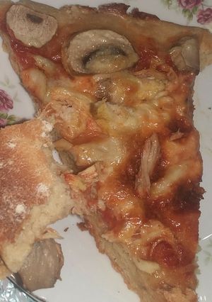 عکسی از دستور پیتزا خودم پززز 🍕🍕🍕🍕🍕