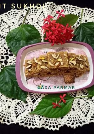 A picture of Gujarati Dryfruit Sukhdi.