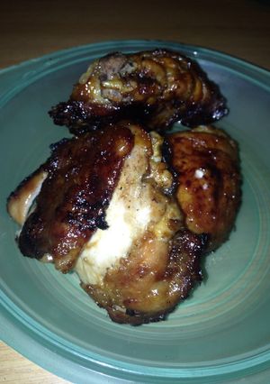 A picture of Grilled Chicken Glazed with Honey.