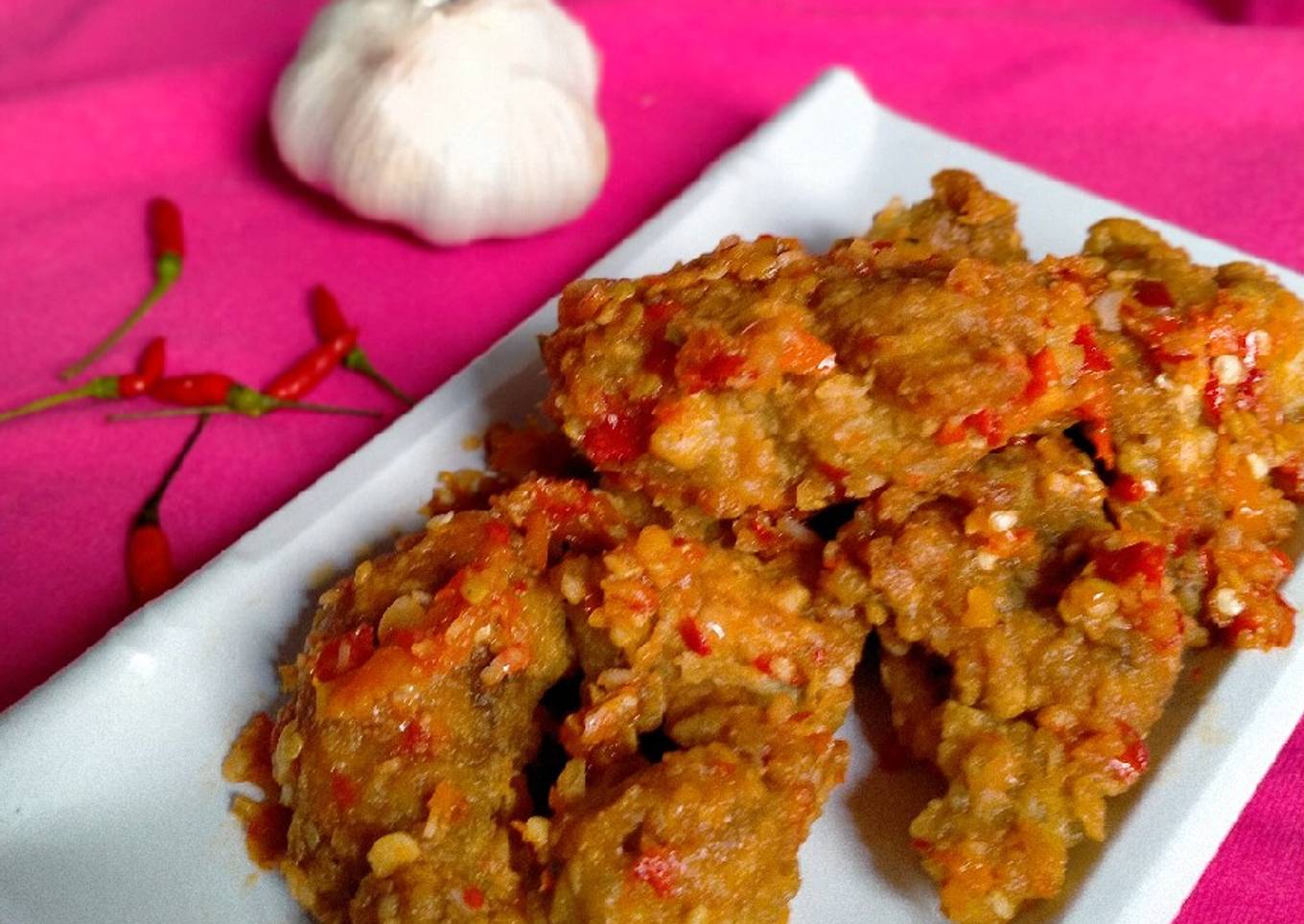 69. Ayam krispi bumbu balado
