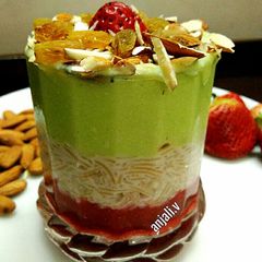 Pistachio Firni, sewaiyan Trifle Pudding A picture of Pistachio Firni, sewaiyan Trifle Pudding.