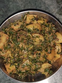 आलू मेथी की सब्जी(ALOO METHI KI SABZI RECIPE IN HINDI) रेसिपी मुख्य फोटो