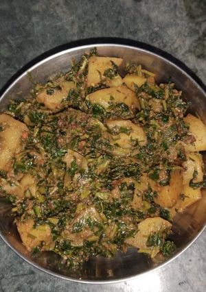 आलू मेथी की सब्जी(ALOO METHI KI SABZI RECIPE IN HINDI) रेसिपी मुख्य फोटो