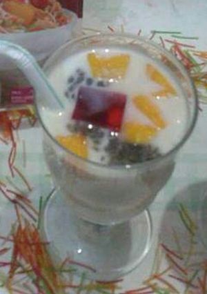 A picture of Falooda.