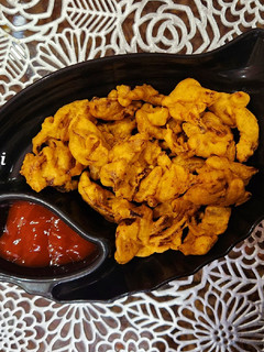 A picture of Crispy Onion Fritters.