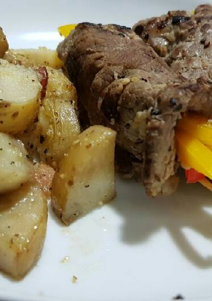 Una foto de Rollitos de bisteces con morrón
