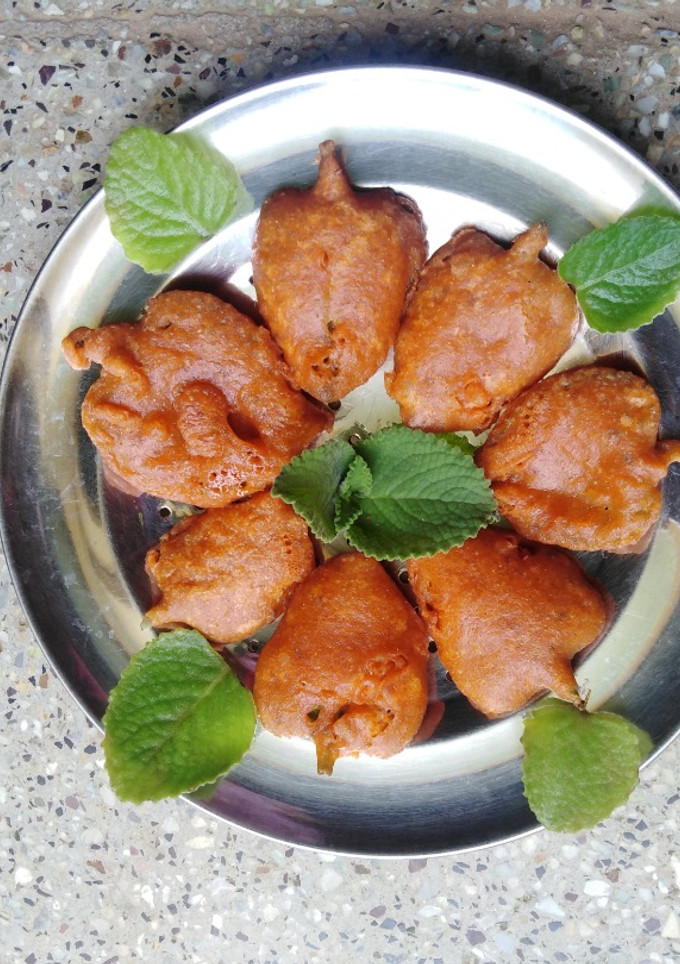 #My first recipe கற்புரவல்லி இலை பஜ்ஜி (ஓமம் இலை) செய்முறை முக்கிய புகைப்படம்