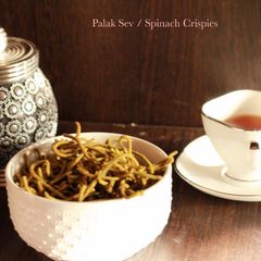 Palak Sev / Spinach Crispies A picture of Palak Sev / Spinach Crispies.