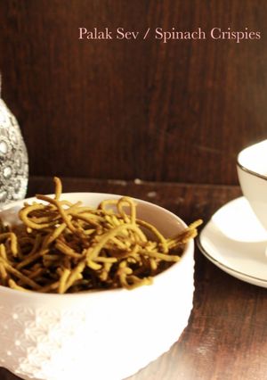 A picture of Palak Sev / Spinach Crispies.