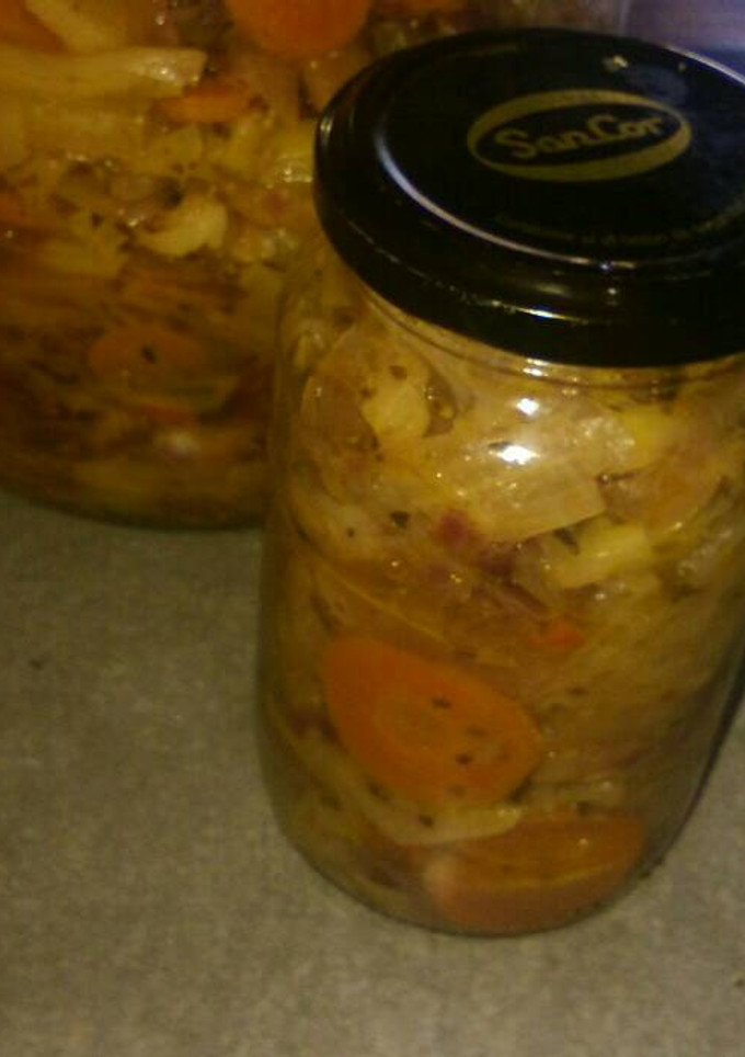 Una foto de Pickles mixto