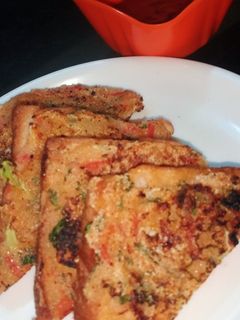 सूजी टोस्ट (Suji toast recipe in hindi) रेसिपी मुख्य फोटो