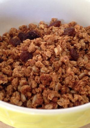 A picture of Peanut Butter Granola.