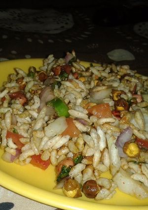 A picture of Bhelpuri.
