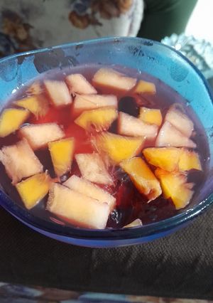 صورة لوصفة جيلو الكرز بالفواكه