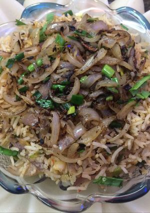 A picture of Onion Biryani.