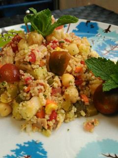 Una foto de Ensalada de garbanzos con cuscús
