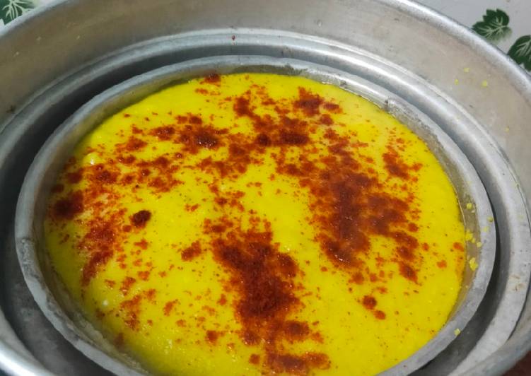 Steps to Make Homemade Rava instant dhokla