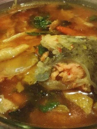 Cara Mudah Menyiapkan Resep Sop Kepala Salmon Masak Woku yang Menggugah Selera Anti Ribet, Bisa Manjain Lidah