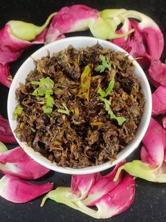 சிகப்பு அகத்தி பூ மசாலா ஃப்ரை  (Red akaththi masala fry recipe in tamil) செய்முறை முக்கிய புகைப்படம்