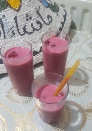 A picture of Berry smoothie.