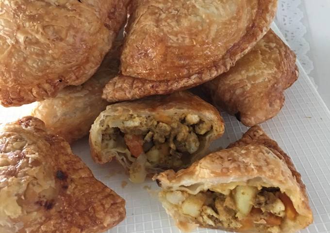 Airfried Chicken Curry Puffs using Store-bought Pratha Dough