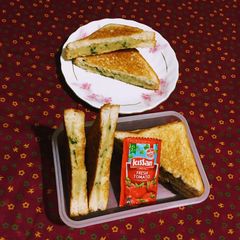 A picture of Potato Sandwich.