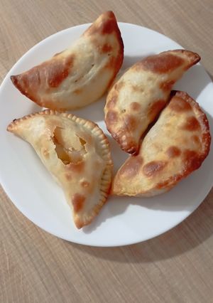 Una foto de Empanadillas de carne kebab y queso rulo