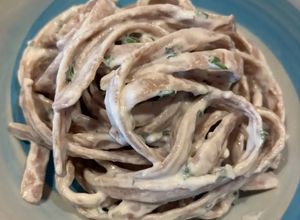 Foto di Tagliatelle estive con yogurt greco e menta