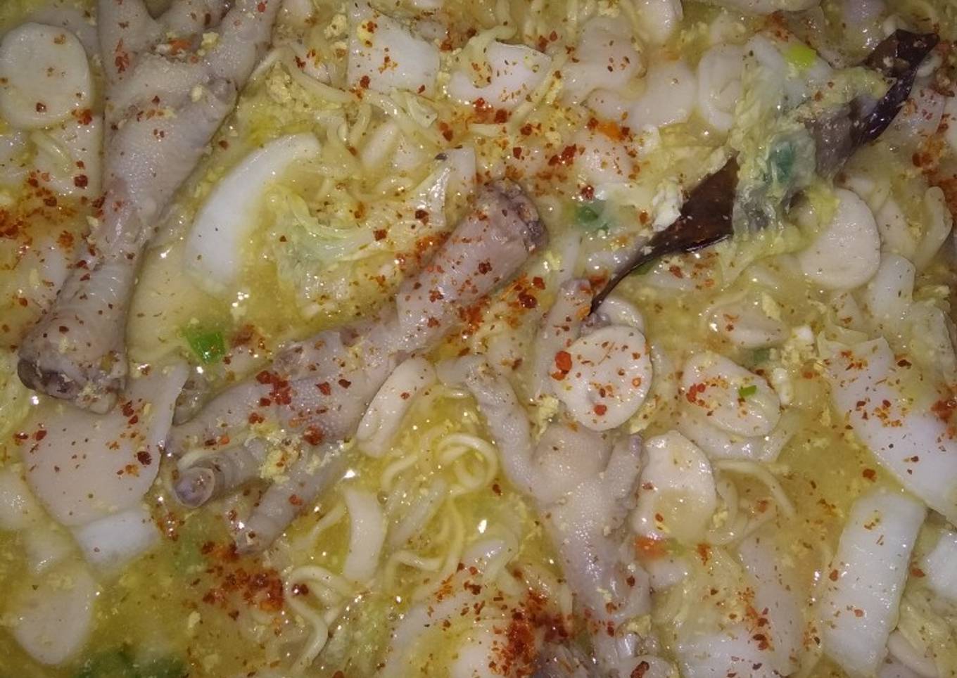 Seblak ceker campur
