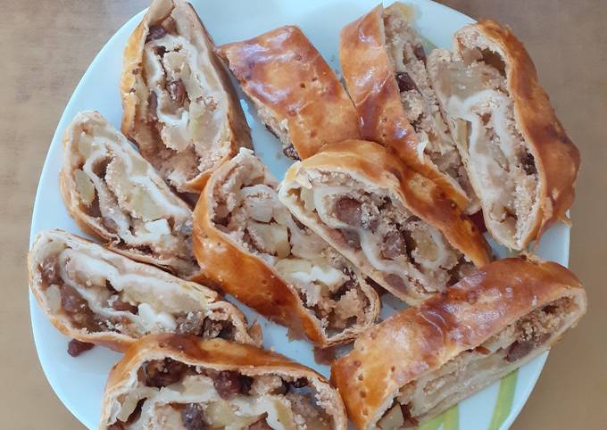Ricetta di Veloce Strudel di mele e uvetta