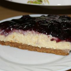 A picture of Blueberry cheese Cake no bake.