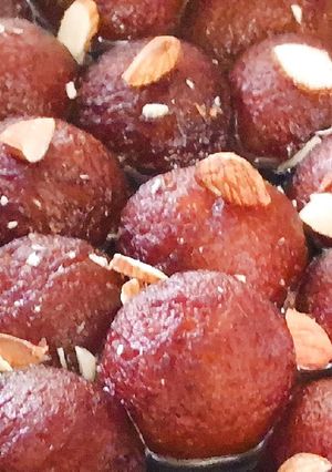 A picture of Khava gulab jamun.