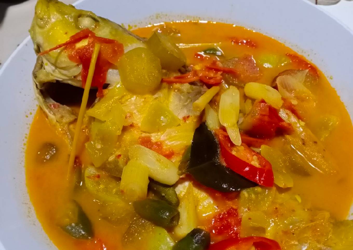 Ikan mas kuah asam pedas
