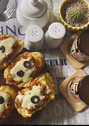 A picture of Open face sandwiches.