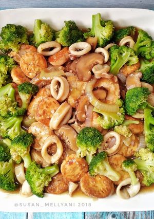 Foto resep Cumi & tofu saus tiram