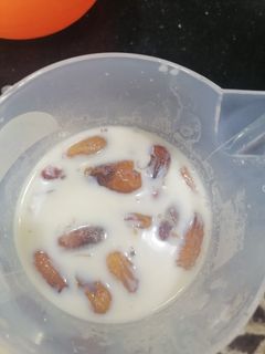 صورة لوصفة مشروب البلح باللبن