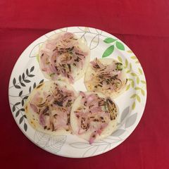 A picture of Black eye peas quinoa mini Uttapam.