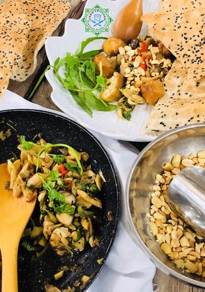 Hình của món Đậu nấm xúc bánh đa.