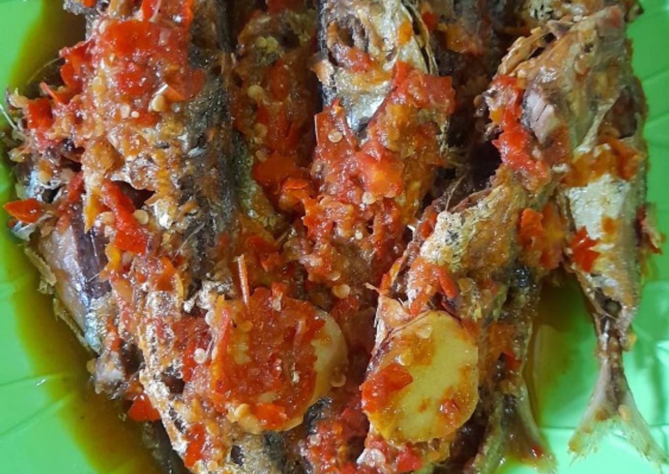 Ikan kembung balado