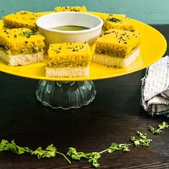 A picture of Tricolor dhokla.