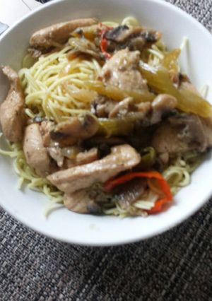 Una foto de Chow mein
