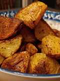 Crispy herby roasted potatoes