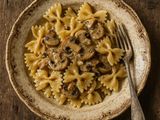 Farfallette con sugo di funghi