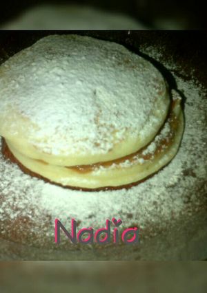 Una foto de Panqueques Americanos con Dulce de Leche (Hotcakes)