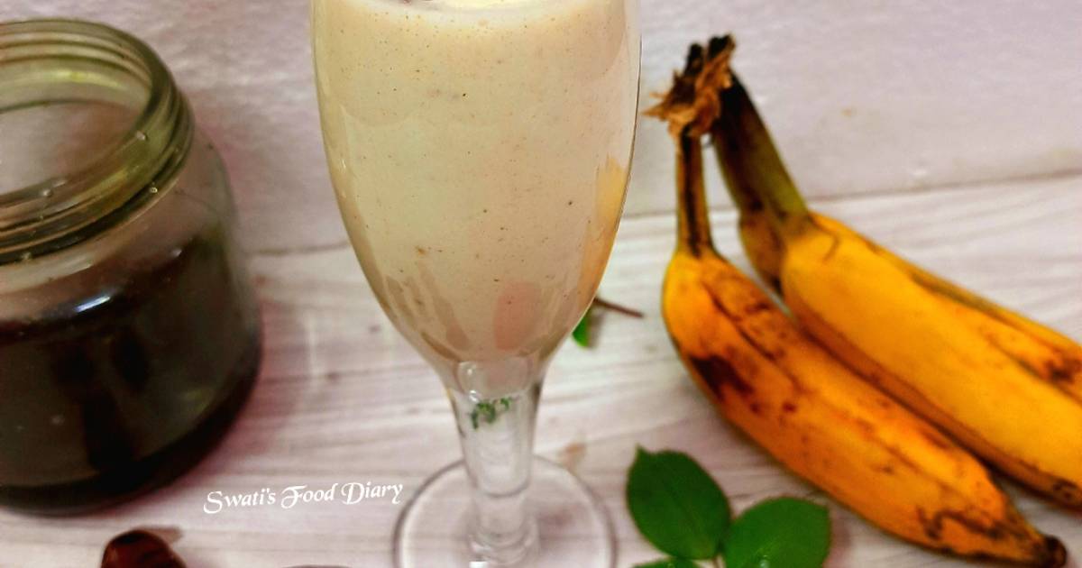 Banana and Dates Smoothie Recipe by Swati Keshri 👩‍🍳 Cookpad