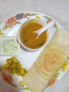 ઢોસા (Dosa Recipe In Gujarati) રેસીપી મુખ્ય ફોટો