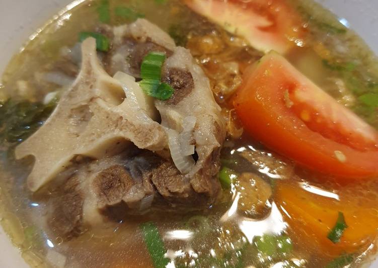 Sop Buntut lezaaaaattt Sop Buntut lezaaaaattt