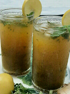 अदरक पुदीना शरबत (Adrak pudina sharbat recipe in Hindi) रेसिपी मुख्य फोटो