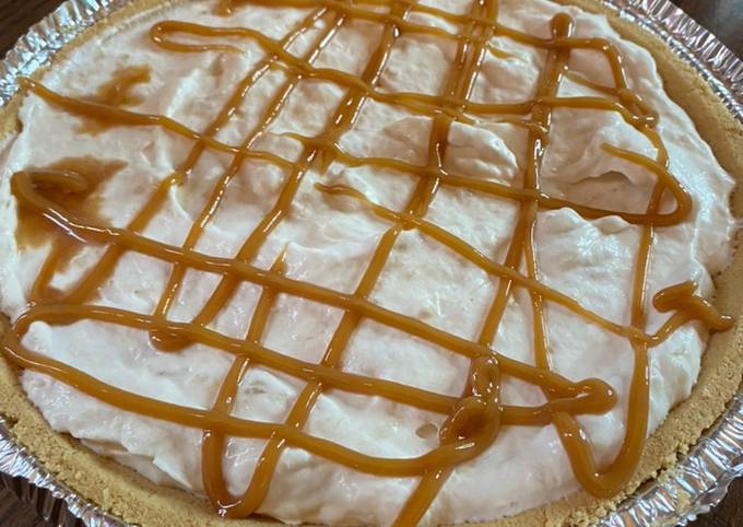 Banana Caramel Cream Pie