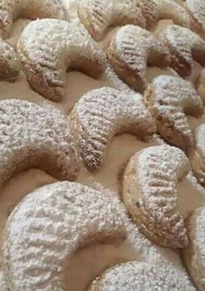 صورة لوصفة قرينات بالسكر معجونات باللوز 🌰🌰🌰